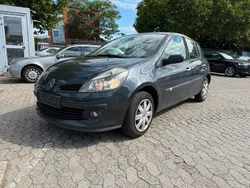 Grau Gebraucht 2008 Renault Clio II Limousine | 1.500 €