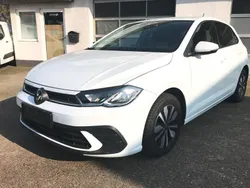 Weiß Gebraucht 2024 VW Polo Move Limousine | 19.900 € (Guter Preis)