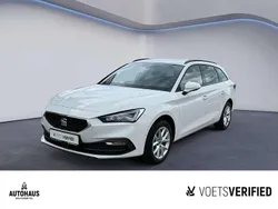 Weiß Gebraucht 2022 Seat Leon ST Style Kombi | 21.640 € (Fairer Preis)