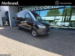 Schwarz Gebraucht 2024 Mercedes Sprinter Van | 49.968 € (Teuer)