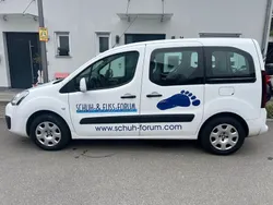 Weiß Gebraucht 2015 Peugeot Partner Tepee Active Van / Kleinbus | 6.799 € (Fairer Preis)