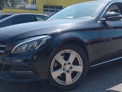 Schwarz Gebraucht 2015 Mercedes C220 Avantgarde Limousine | 9.960 € (Superpreis)