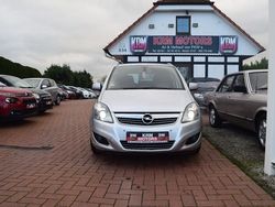 Silber Gebraucht 2011 Opel Zafira Van / Kleinbus | 3.990 € (Fairer Preis)