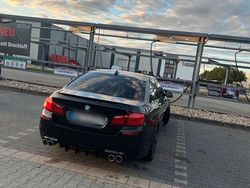 Schwarz Gebraucht 2011 BMW 525 M Sport Limousine | 11.000 € (Etwas zu teuer)