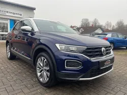 Blau Gebraucht 2019 VW T-Roc IQ Drive SUV | 18.998 € (Fairer Preis)