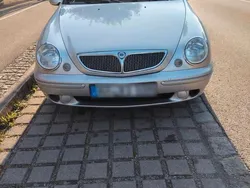 Grau Gebraucht 2000 Lancia Lybra Kombi | 1.750 €