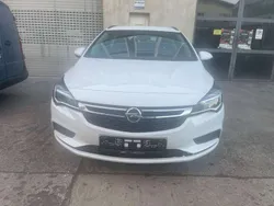 Schneeweiss/ white Gebraucht 2017 Opel Astra Business Kombi | 7.490 € (Fairer Preis)