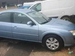 Blau Gebraucht 2005 Ford Mondeo Limousine | 1.800 € (Fairer Preis)