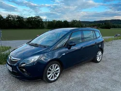 Blau Gebraucht 2011 Opel Zafira Tourer Van / Kleinbus | 4.700 € (Fairer Preis)