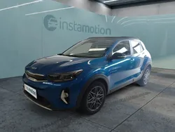 Blau Gebraucht 2024 Kia Stonic SUV | 21.139 € (Fairer Preis)