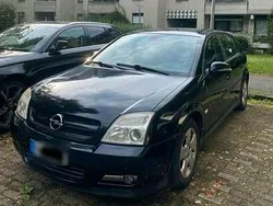 Schwarz Gebraucht 2004 Opel Signum Kombi | 1.499 € (Guter Preis)