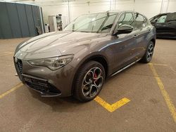 Grau Gebraucht 2024 Alfa Romeo Stelvio Veloce SUV | 36.795 € (Superpreis)