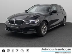 Schwarz ii668schwarz Gebraucht 2021 BMW 330e Sport Line Limousine | 26.999 € (Guter Preis)