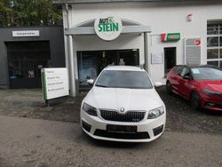 Weiß Gebraucht 2014 Skoda Octavia RS Kombi | 9.999 € (Fairer Preis)