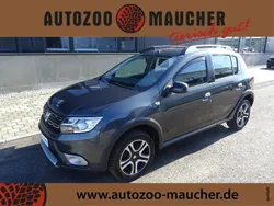 Grau "comete" Gebraucht 2019 Dacia Sandero Celebration Kleinwagen | 10.990 € (Fairer Preis)