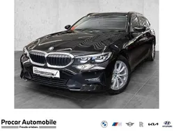 Schwarz Gebraucht 2022 BMW 318 Advantage Kombi | 24.990 € (Guter Preis)