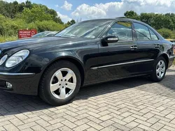 Schwarz Gebraucht 2003 Mercedes E240 Limousine | 6.300 € (Fairer Preis)