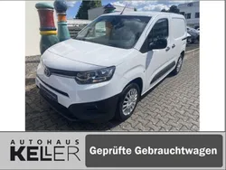 Weiß Gebraucht 2023 Toyota Proace City Van | 19.850 € (Fairer Preis)