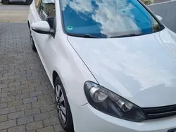 Weiß Gebraucht 2010 VW Golf VI Comfortline Limousine | 4.999 € (Guter Preis)