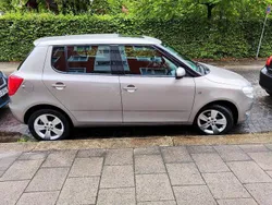 Beige Gebraucht 2014 Skoda Fabia Limousine | 4.900 € (Guter Preis)