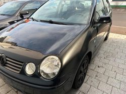 Schwarz Gebraucht 2004 VW Polo Kleinwagen | 1.200 € (Guter Preis)