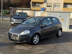 Grau Gebraucht 2008 Fiat Grande Punto Dynamic Kleinwagen | 1.699 € (Fairer Preis)