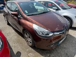 Braun Gebraucht 2014 Renault Clio IV Intens Limousine | 3.600 € (Superpreis)