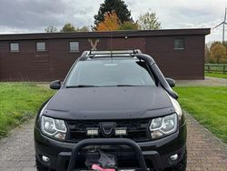 Schwarz Gebraucht 2016 Dacia Duster Prestige SUV | 14.200 €