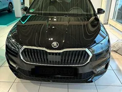 Schwarz Gebraucht 2023 Skoda Fabia Style Kleinwagen | 20.300 € (Fairer Preis)