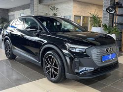 Schwarz mythosschwarz metallic (metallic) Gebraucht 2023 Audi e-tron SUV | 29.900 € (Guter Preis)