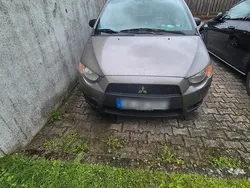Grau Gebraucht 2009 Mitsubishi Colt Limousine | 1.100 €