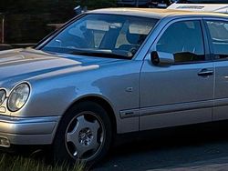 Grau Gebraucht 1996 Mercedes E230 Avantgarde Limousine | 6.200 € (Teuer)