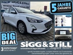Frostweiß Gebraucht 2021 Ford Focus Trend Limousine | 13.990 € (Superpreis)