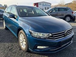 Blau Gebraucht 2022 VW Passat Business Kombi | 18.680 € (Superpreis)