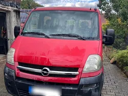 Rot Gebraucht 2007 Opel Movano Van | 5.400 €