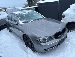 Grau Gebraucht 2005 BMW 745 Limousine | 2.000 €