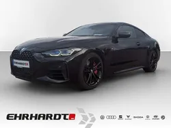 Black sapphire metallic Gebraucht 2022 BMW M4 Coupé | 47.950 € (Guter Preis)