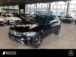Unilack schwarz Gebraucht 2022 Mercedes GLC300e SUV | 36.800 € (Fairer Preis)