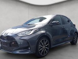 Grau Neu 2025 Toyota Yaris Hybrid Sport Limousine | 30.890 € (Fairer Preis)