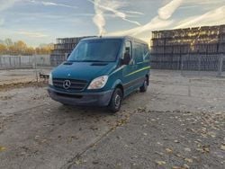 Grün Gebraucht 2010 Mercedes 316 Van | 7.500 € (Superpreis)