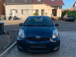 Blau Gebraucht 2009 Toyota Yaris Kleinwagen | 3.500 € (Fairer Preis)