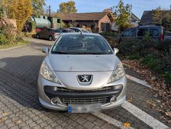 Silber Gebraucht 2007 Peugeot 207 CC Cabrio | 1.625 €