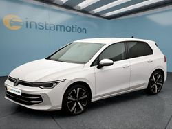Weiß Gebraucht 2024 VW Golf VIII Kleinwagen | 30.399 € (Etwas zu teuer)