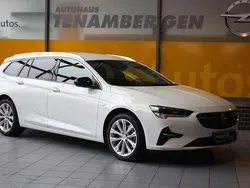 Schneeweiss Gebraucht 2021 Opel Insignia Elegance Kombi | 27.900 € (Teuer)