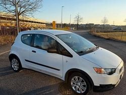 Weiß Gebraucht 2010 Mitsubishi Colt Kleinwagen | 4.400 € (Teuer)