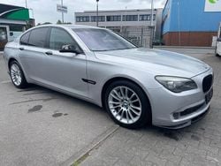 Silber Gebraucht 2009 BMW 740 M Sport Limousine | 9.900 € (Superpreis)