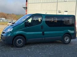 Grün Gebraucht 2007 Opel Vivaro Van / Kleinbus | 3.250 € (Superpreis)