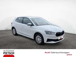 Moonweiss metallic Gebraucht 2022 Skoda Fabia Ambition Limousine | 14.990 € (Fairer Preis)