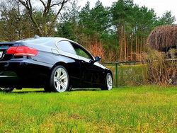 Schwarz Gebraucht 2008 BMW 320 Coupé | 8.000 € (Teuer)