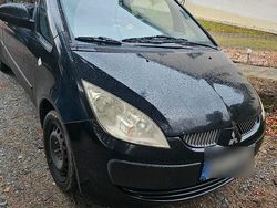Schwarz Gebraucht 2005 Mitsubishi Colt Coupé | 800 €